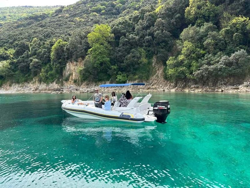 Sarande: Boat Tour to Krorez with Snorkle&Drinks&Swimming - The first 30 minutes along the Ionian coast