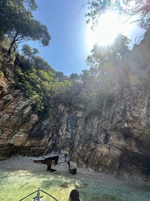 Sarandë: Ionian Coast Hidden Beaches and Caves Boat Tour - Gjiri i Kakomes adds another clear-water bay