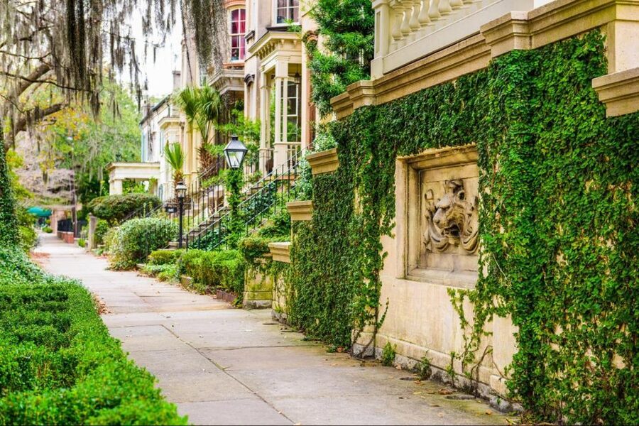 Savannah: Riverboat Cruise & City Tour Combo - Why the trolley is especially useful for first-time visitors