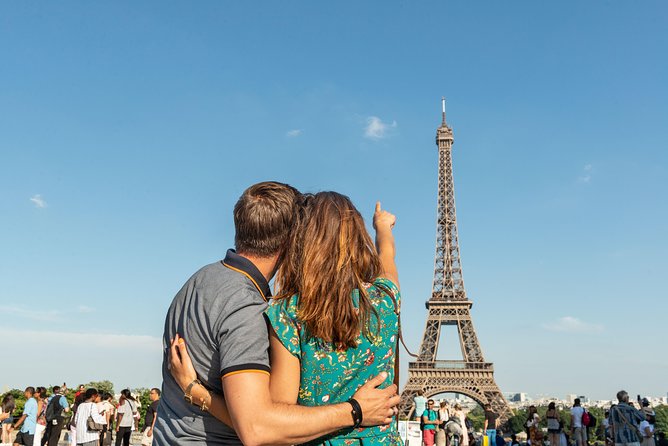 Seine Dinner Cruise, Eiffel Tower Access and Moulin Rouge Show - Transport, drop-off, and the risk of getting separated