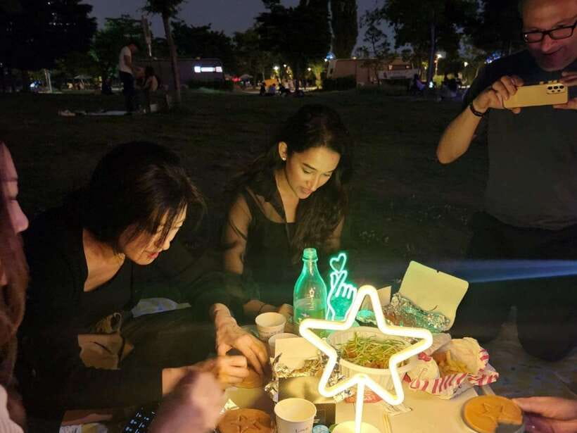 Seoul: Han River Night Picnic & Games with Cruise - Is $87 a fair price?