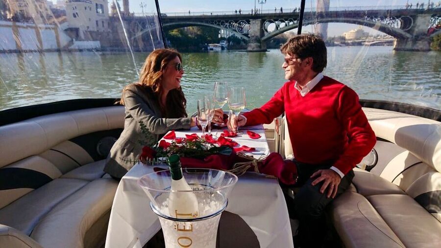 Seville: Exclusive River Boat Tour with Tapas - Why this short cruise earns a place in your Seville plans