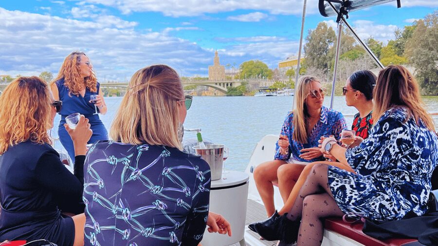 Seville: Guadalquivir River Boat Tour - What the $29 price really buys
