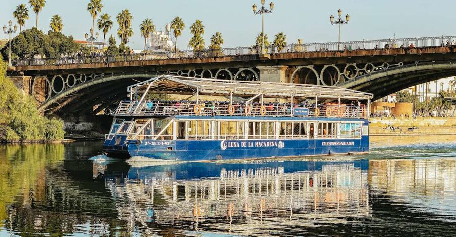 Seville: Guadalquivir River Cruise - Starting beside the Torre del Oro