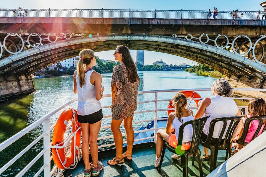 Seville: Guadalquivir River Cruise - Picking the best time for the river