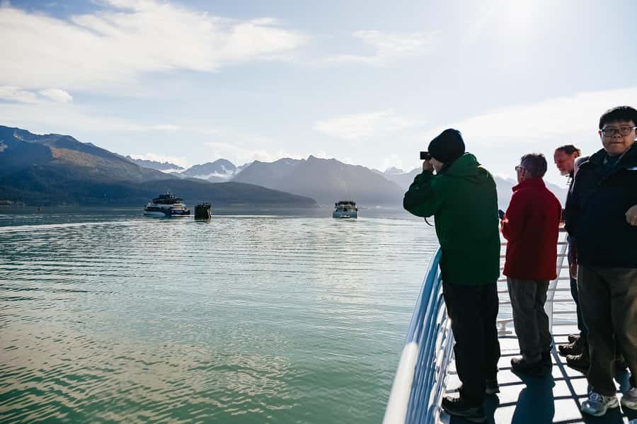 Seward: Kenai Fjords National Park Catamaran Cruise w/Lunch - Best time to go and what to pack
