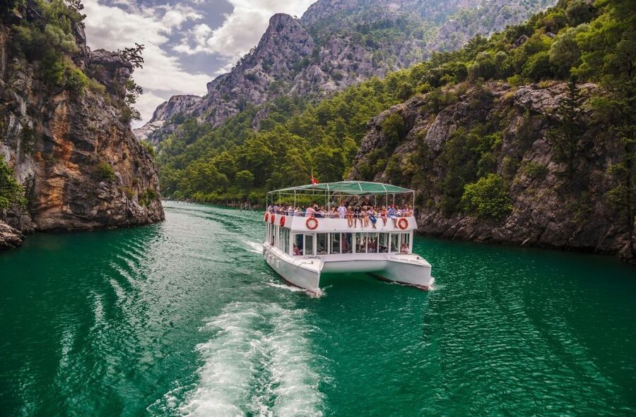 Side: Green Canyon Jeep and Boat Tour with Lunch - Oymapınar villages and the Taurus Mountain road