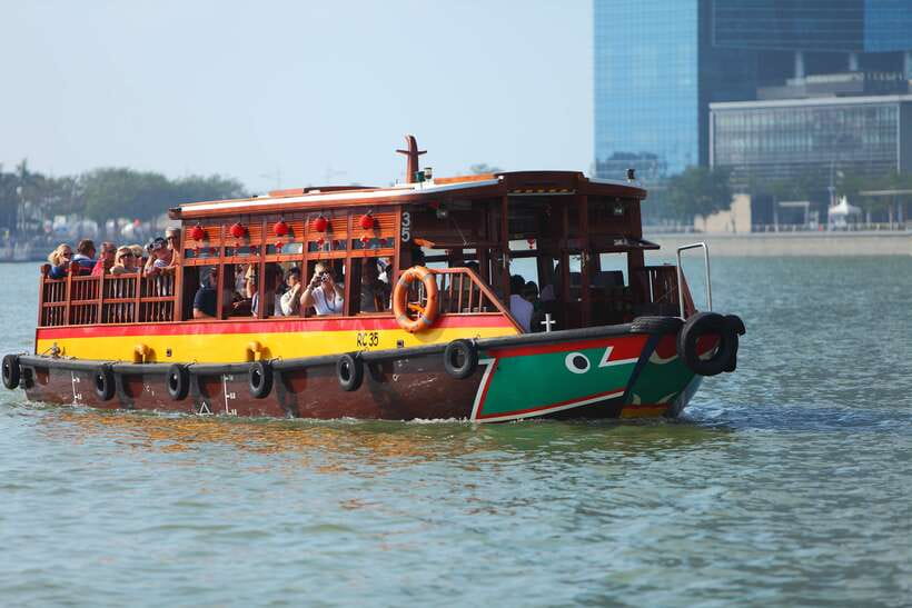 Singapore: Singapore River Cruise - What makes this cruise worth your time