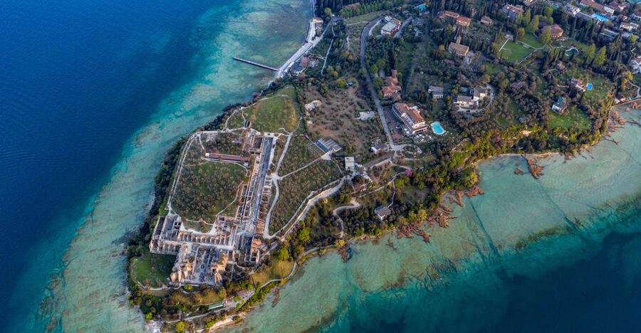 Sirmione: 25 Minute Boat Cruise around the Peninsula - What you see in the first few minutes