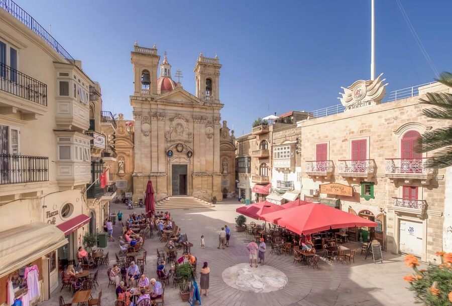 Sliema/St. Paul's: Gozo, Comino & Blue Lagoon Ferry Cruise - Comino and the Blue Lagoon’s famous water