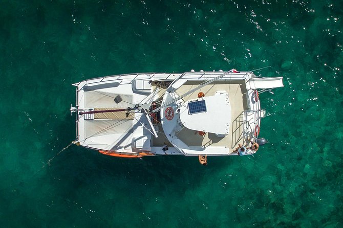 Small Group Snorkeling Cruise with Open Bar and Light Snacks - What the $89 price really covers