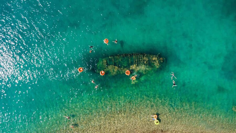 Split: Blue Lagoon 3 Islands All-Inclusive Cruise with Lunch - Leaving Split at 9 am