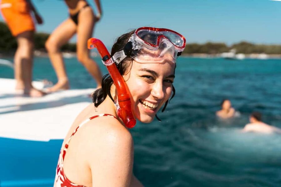 Split: Blue Lagoon and 3 Islands Speedboat Tour - Who should book this tour?