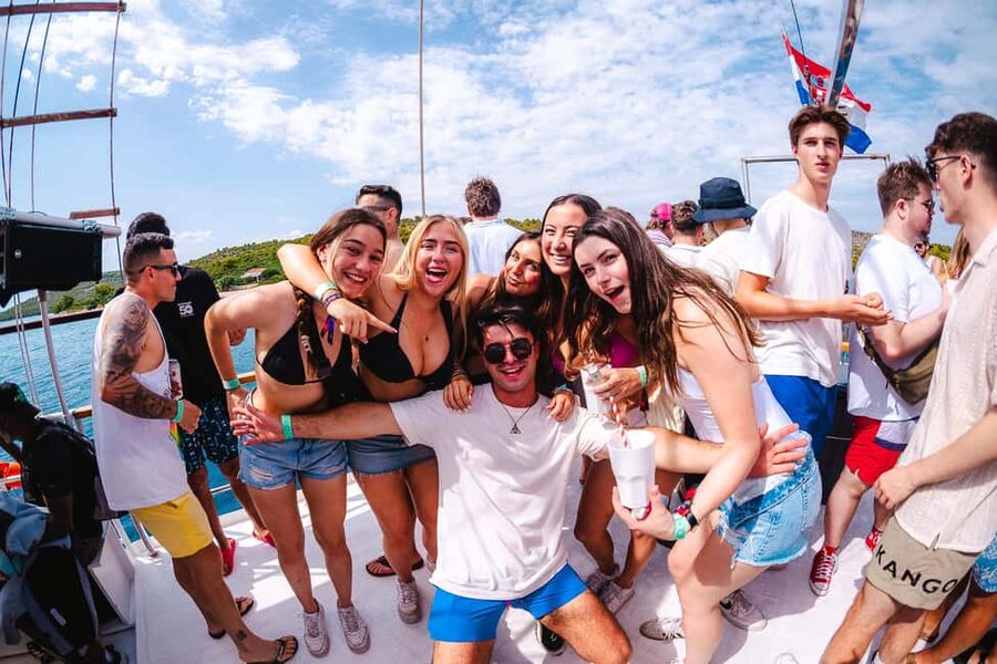 Split: Blue Lagoon Boat Party, Djs, Swim, Shots & AfterParty - Free club entry after the boat