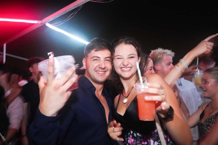 Split: Night Boat Party with DJ, Free Shots & After-Party - Photography without the phone hassle