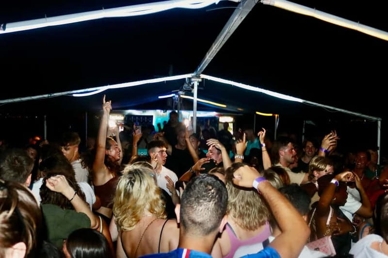 Split: Night Boat Party with DJ, Free Shots & After-Party - Practical advice before you book