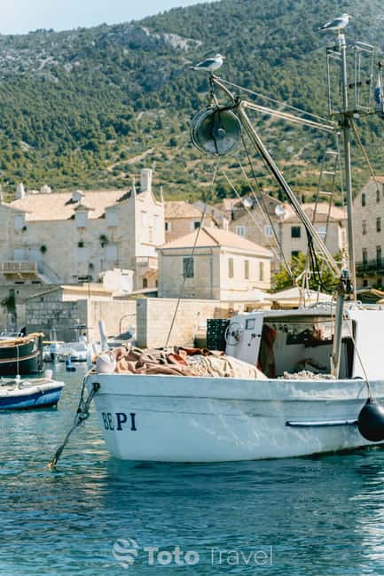 Split/Podstrana: Blue Cave, Hvar & 6 Islands Speedboat Trip - Budikovac and the Pakleni Islands