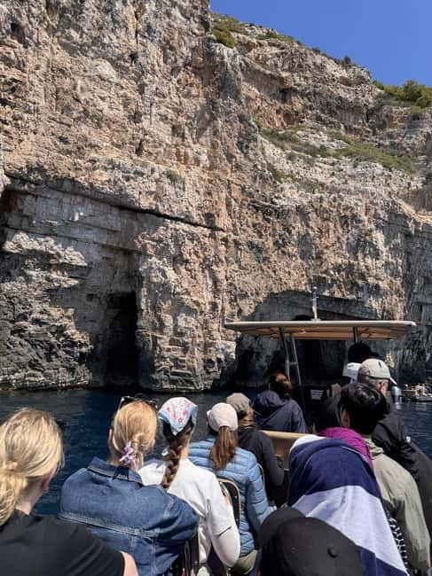 Split/Podstrana: Blue Cave, Hvar & 6 Islands Speedboat Trip - Hvar: two hours for a proper taste