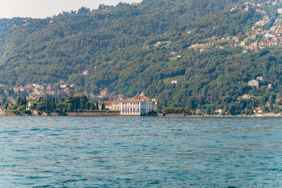 Stresa: 3 Borromean Islands Hop-On Hop-Off Boat Tour - Isola dei Pescatori: the island for lunch