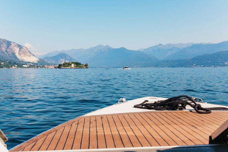 Stresa: 3 Borromean Islands Hop-On Hop-Off Boat Tour - What the boat ride is like