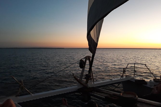 Sunset 3-Hour Cruise from Darwin with Dinner and Sparkling Wine - Practical details that affect your evening