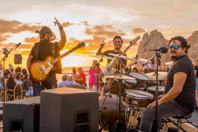 Sunset Mexican Dinner Cruise and Live Music in Cabo San Lucas - How the Large Boat Changes the Experience