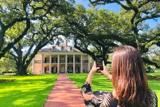 Swamp Boat Ride and Oak Alley Plantation Tour from New Orleans - The ride through Lake Pontchartrain country