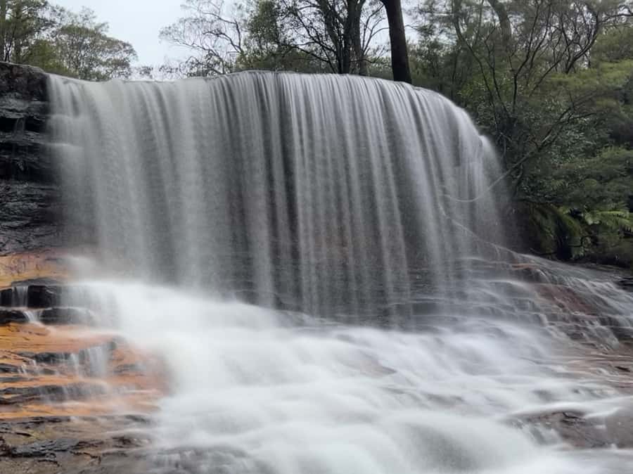 Sydney: Blue Mountains National Park Tour with River Cruise - Early pickup and the long ride west