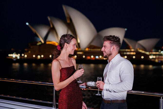 Sydney Harbour Starlight Dinner Cruise from Darling Harbour - Music and the mood onboard
