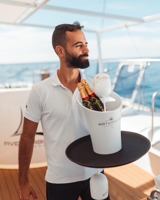 Tenerife: Catamaran Cruise with Brunch and Unlimited Drinks - Palm-Mar and the return to Marina del Sur