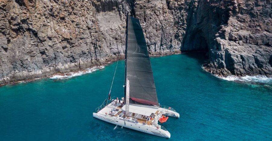 Tenerife: Catamaran Cruise with Brunch and Unlimited Drinks - The catamaran route along Tenerife’s south coast