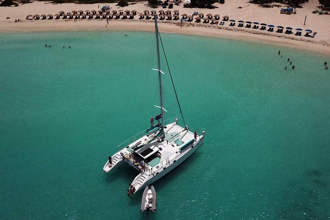 The Best Catamaran Day Sail in St Maarten - A crew that shapes the whole day