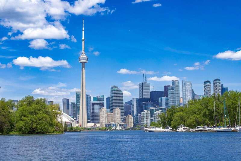 Toronto: Harbor and Islands Sightseeing Cruise - Commentary that adds humor instead of noise