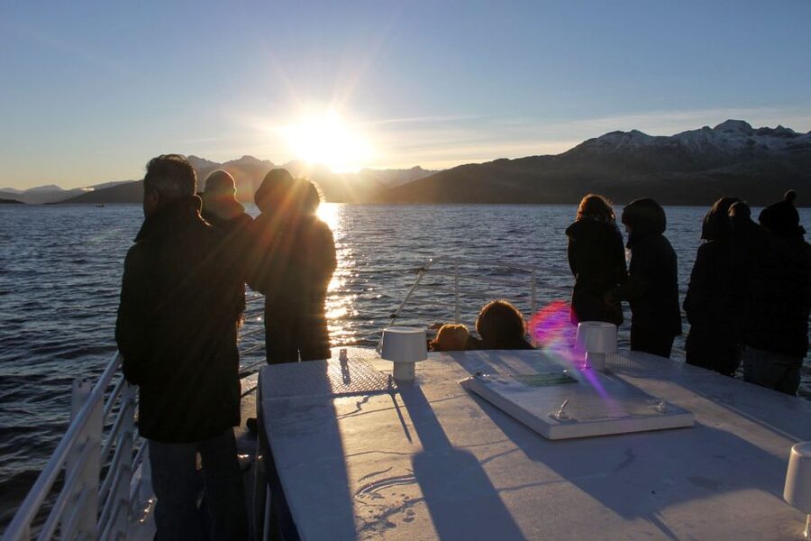 Tromsø: Arctic Fjord Cruise & Fishing Experience - Who will enjoy this Arctic experience most?