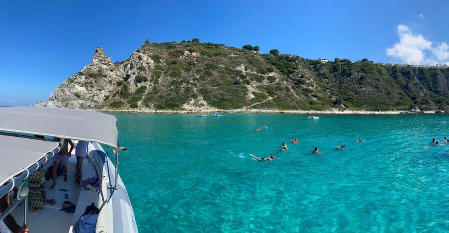 Tropea: Capo Vaticano Boat Trip with Snorkeling & Drink - Capo Vaticano and Praia i Focu