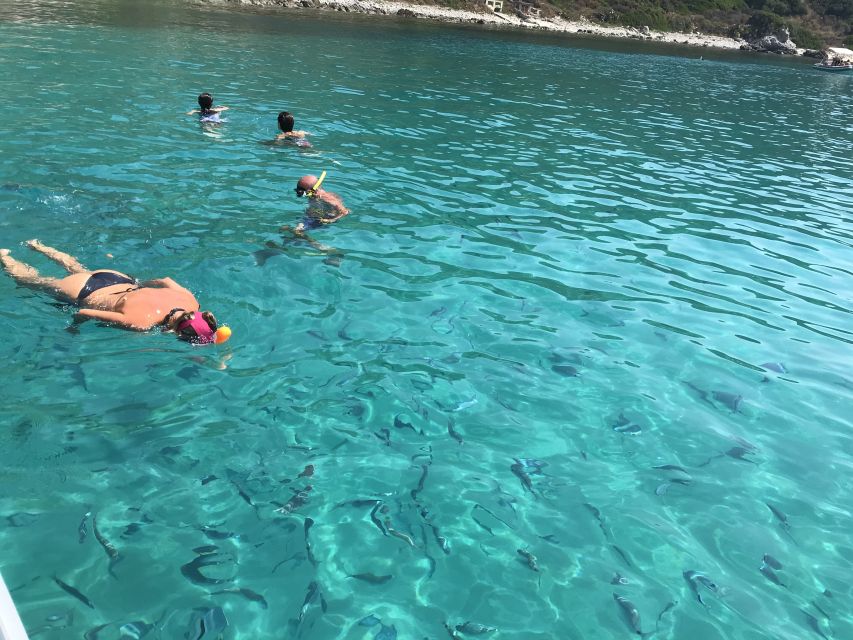 Tropea: Capo Vaticano Boat Trip with Snorkeling & Drink - Weather, water temperature, and what to pack