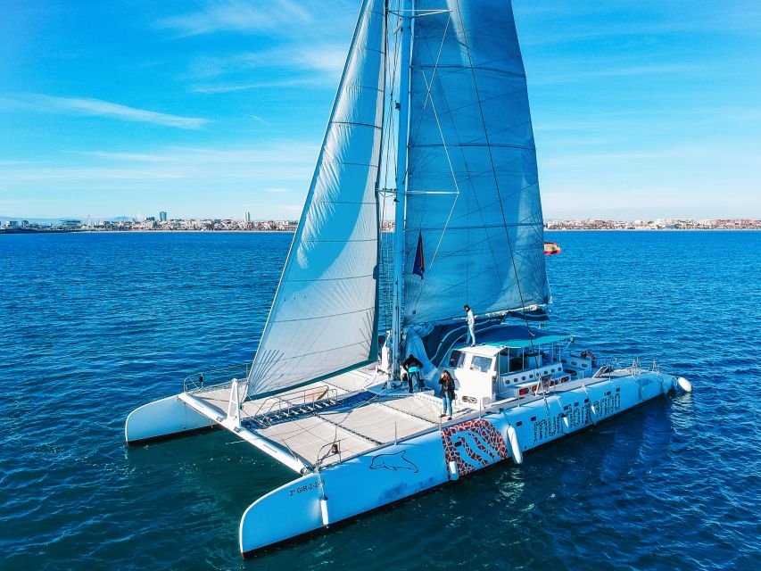 Valencia: Sailing Catamaran Cruise with Sunset Option and DJ - Booking, cancellation, and small practical points