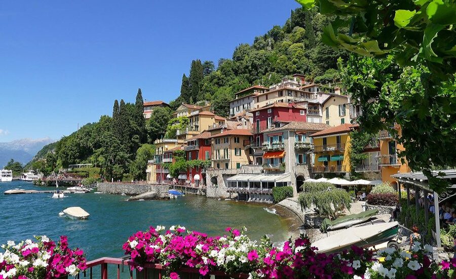 Varenna: Lake Como Premium Shared Cruise - Leaving Varenna for Villa Melzi and Villa Gerli
