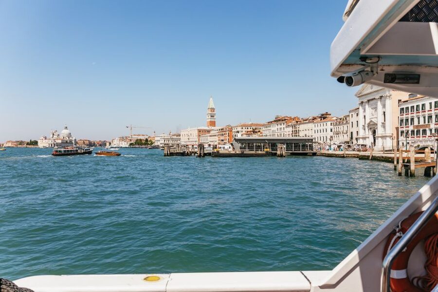 Venice: Burano, Torcello & Murano Boat Tour w/Glassblowing - Practical tips for getting more from the day
