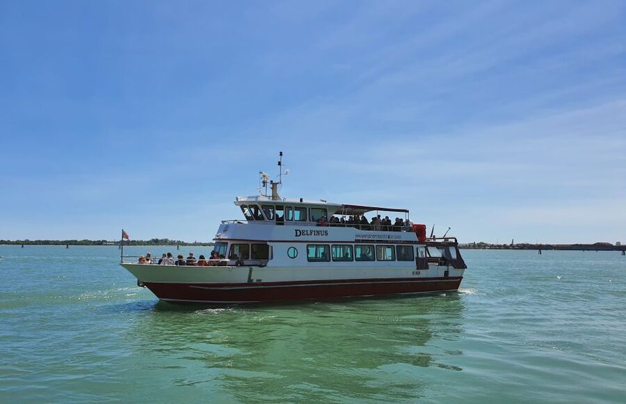 Venice: Murano & Burano Panoramic Boat Tour w/ Glassblowing - Key things to know before you book