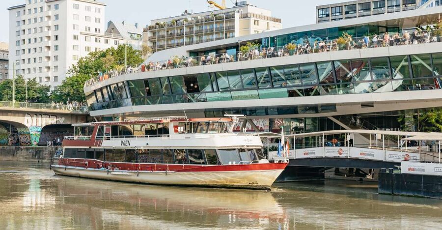 Vienna: 3-Course Evening Dinner Cruise - Who will enjoy this cruise most?