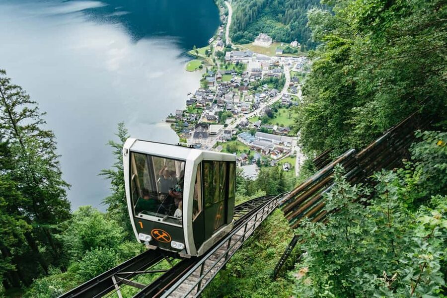 Vienna: Hallstatt Day Trip with Boat Ride Option - The day in five useful details
