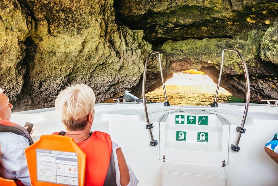 Vilamoura: Benagil Cave Boat Tour with Entry&Dolphin search - The caves and cliffs along the way