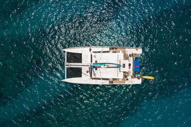 Waikiki Catamaran Snorkel Sail with Lunch: Turtles Guaranteed - Crew, safety, and comfort aboard the Honu Lani