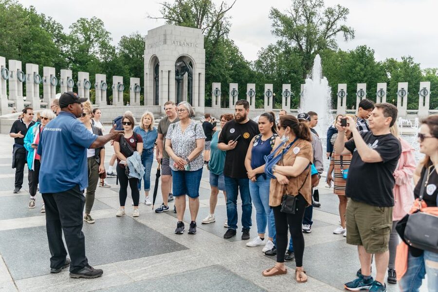 Washington, DC: Full-Day Tour with a Scenic River Cruise - The panoramic bus and the value of the $71 price