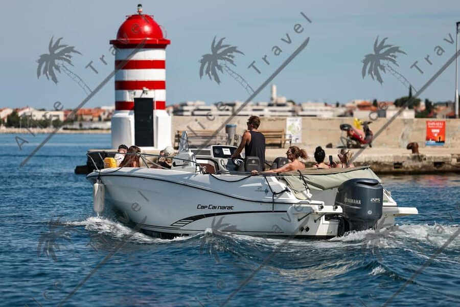 Zadar: 3-Stop Blue Lagoon & Snorkeling Cruise with Drinks - Kali: a working fishing village and the best lunch option