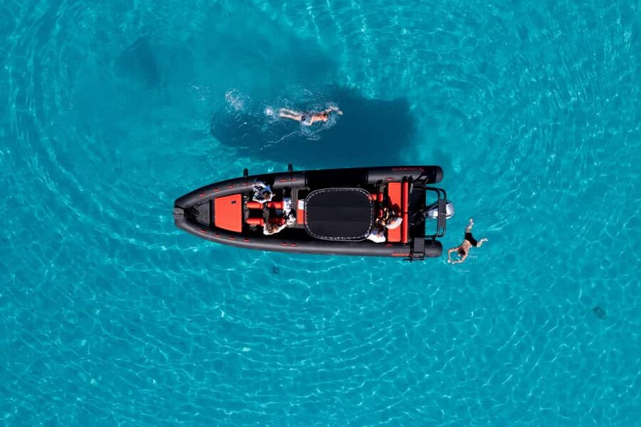 Zadar: Island Luxury Speedboat Tour with Snorkeling - What the guides add to the experience