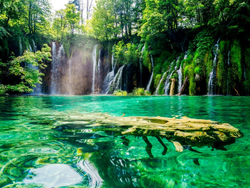Zadar: Plitvice Lakes with Boat Ride and Zadar Old Town Tour - The boat ride and electric train